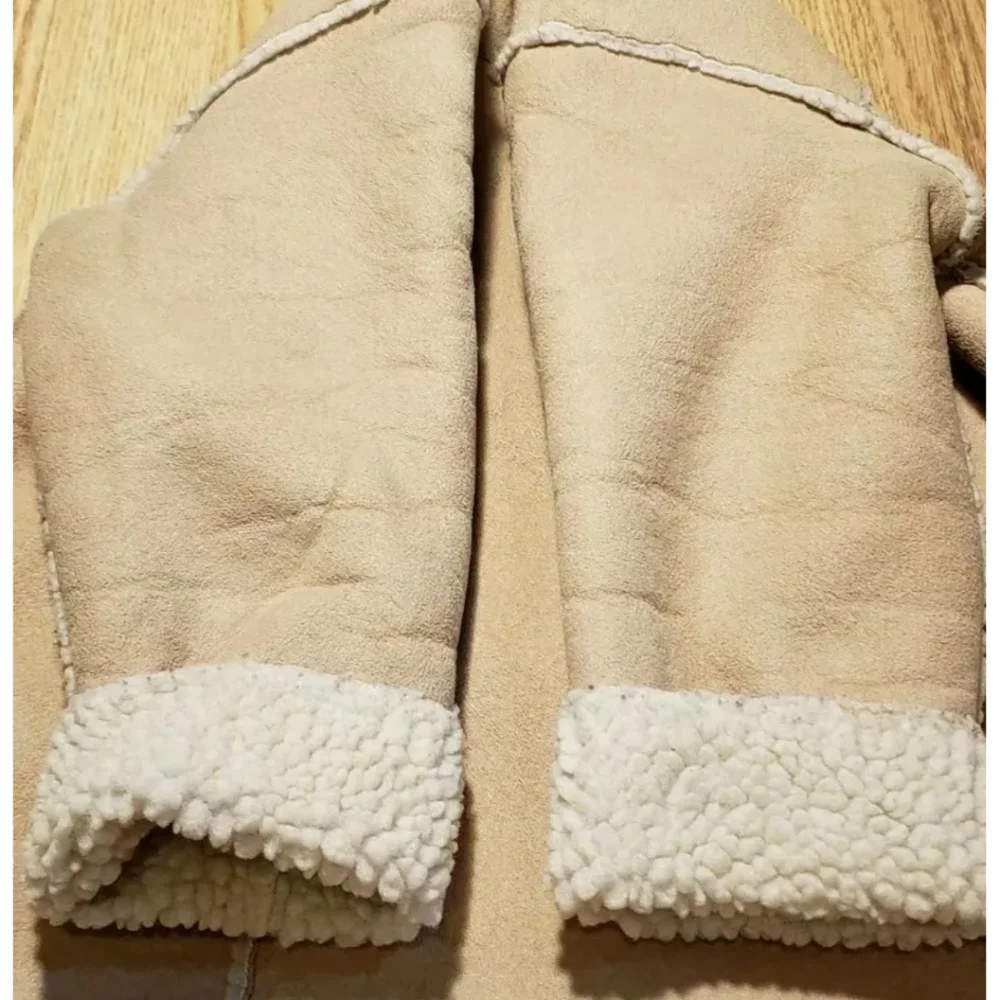 Gap Girls Coat Size: 4 Years Front Pockets